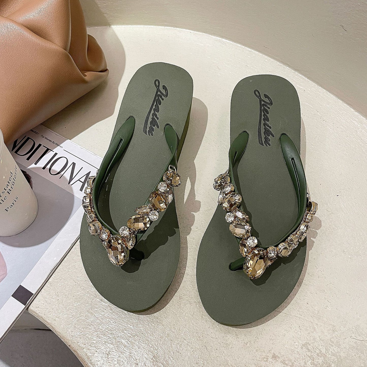 Choice One-Piece Drop Shipping Rhinestone Thick-Soled Flip-Flops for Women's Summer Outerwear Fashionable Korean Beach Shoes Wedge Heels for Women