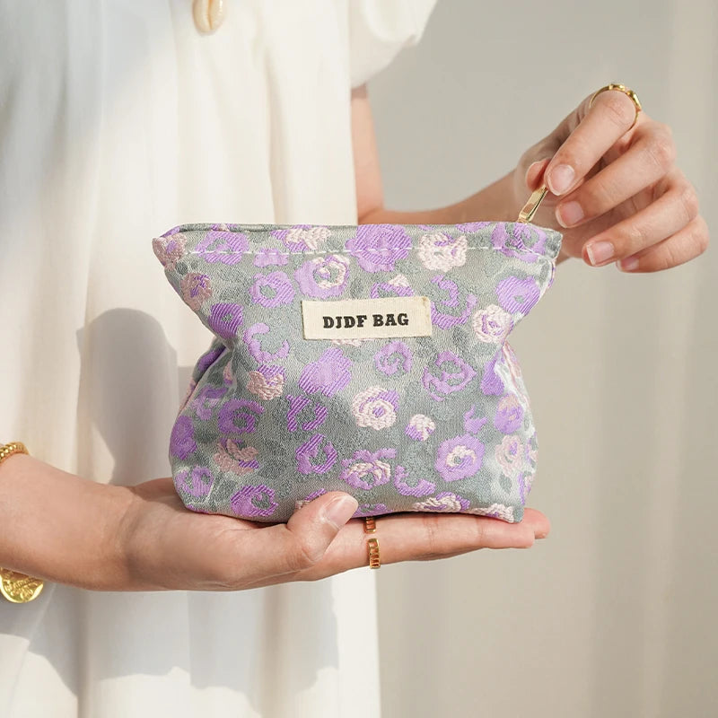 Women's Makeup Bag, Blue Bouquet, Large Capacity Sanitary Napkin, Touch-up, Makeup Supplies, Canvas Storage Bag, Toiletry Bag