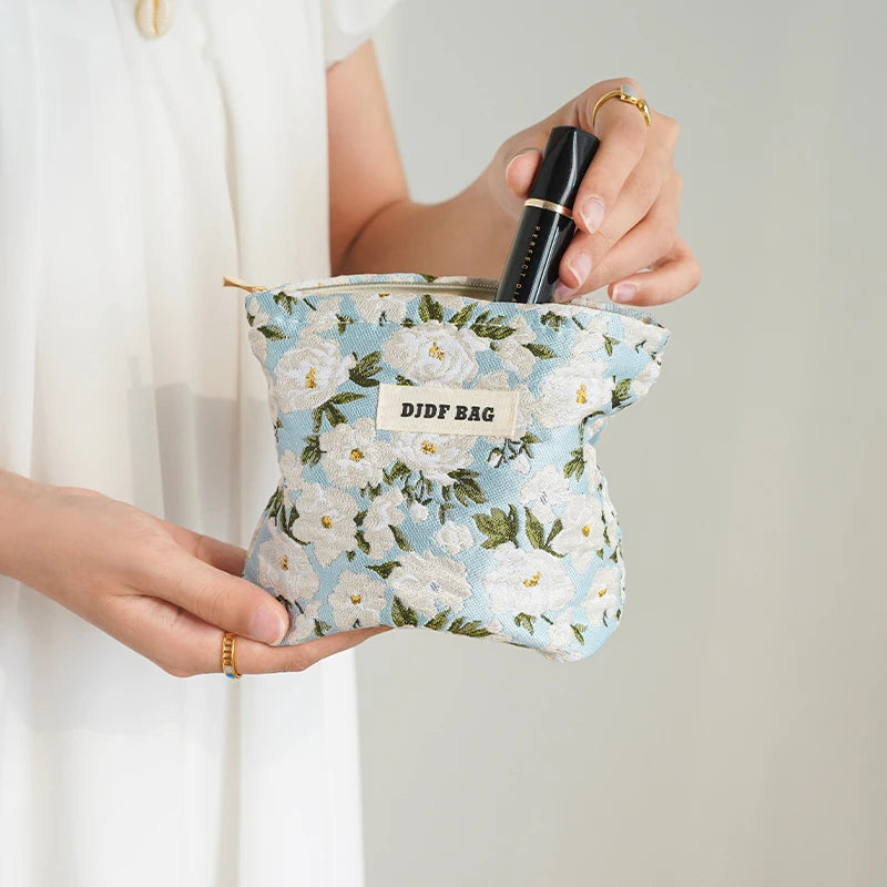Women's Makeup Bag, Blue Bouquet, Large Capacity Sanitary Napkin, Touch-up, Makeup Supplies, Canvas Storage Bag, Toiletry Bag
