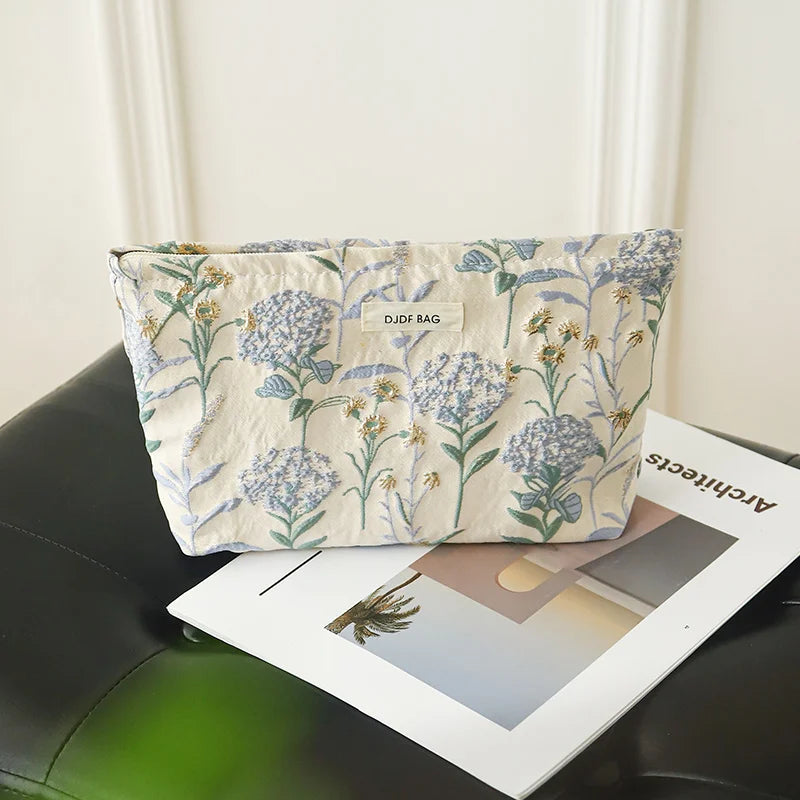 Women's Makeup Bag, Blue Bouquet, Large Capacity Sanitary Napkin, Touch-up, Makeup Supplies, Canvas Storage Bag, Toiletry Bag