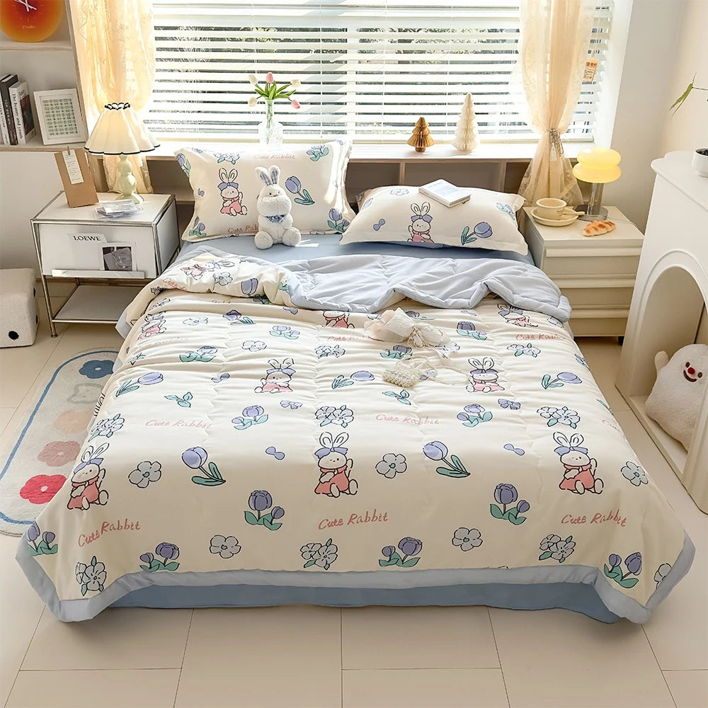 YanYangTian Summer Blanket Ice Silk Cooling Quilt Breathable Lightweight Skin-Friendly Minimalist Style Machine Washable Bedding