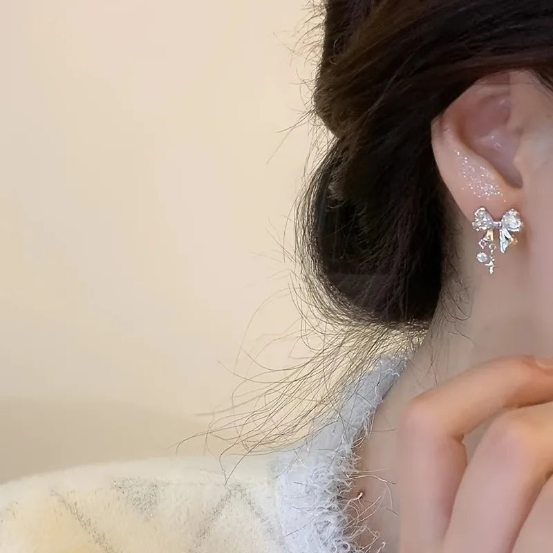1 Pair Elegant Bow Earrings Luxurious Zirconium Alloy Daily Wear Exquisite Earrings Women Simple Fashionable Jewelry Earrings