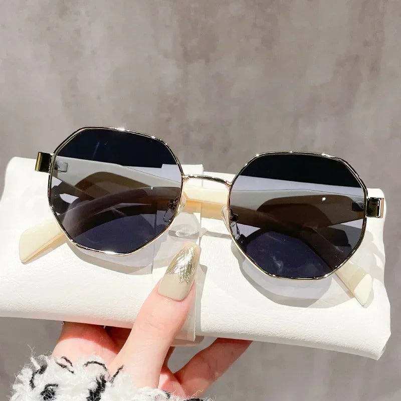Vintage Sunglasses Women Fashion Polygonal Metal Frame Sunglasses Men Luxury Brand Designer UV400 Eye Protection Sun Glasses