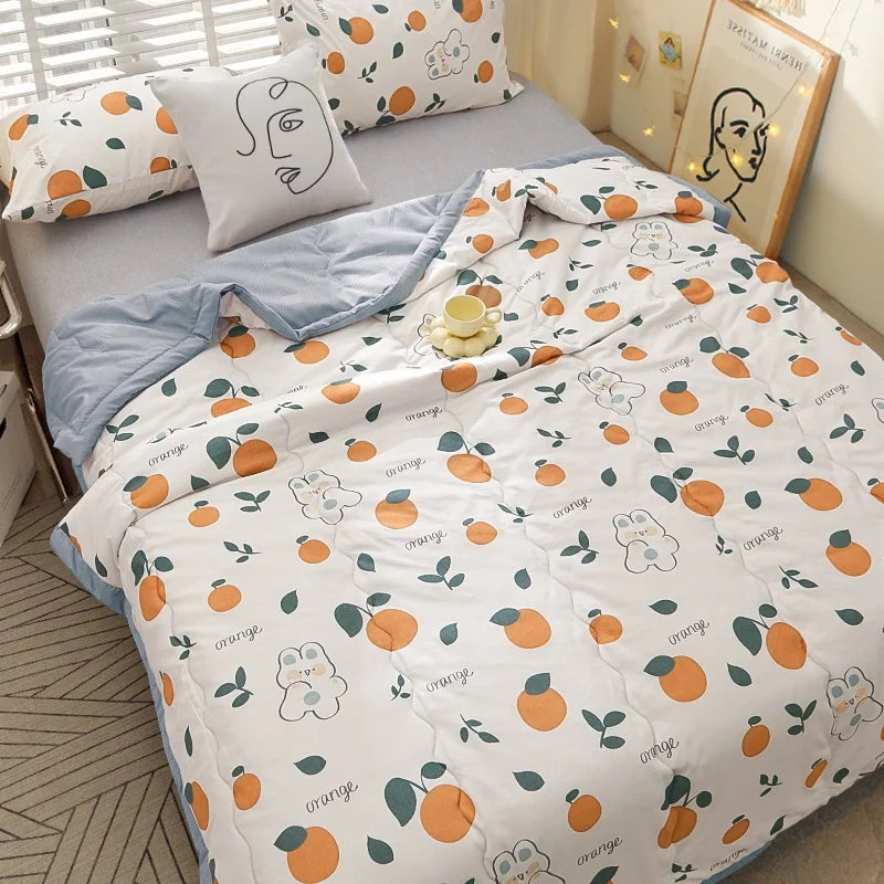 YanYangTian Summer Blanket Ice Silk Cooling Quilt Breathable Lightweight Skin-Friendly Minimalist Style Machine Washable Bedding