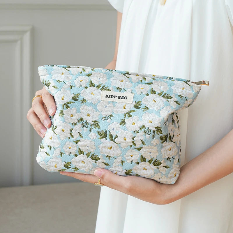 Women's Makeup Bag, Blue Bouquet, Large Capacity Sanitary Napkin, Touch-up, Makeup Supplies, Canvas Storage Bag, Toiletry Bag