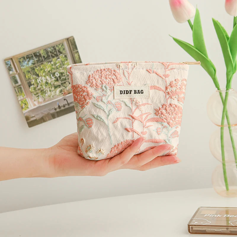 Women's Makeup Bag, Blue Bouquet, Large Capacity Sanitary Napkin, Touch-up, Makeup Supplies, Canvas Storage Bag, Toiletry Bag