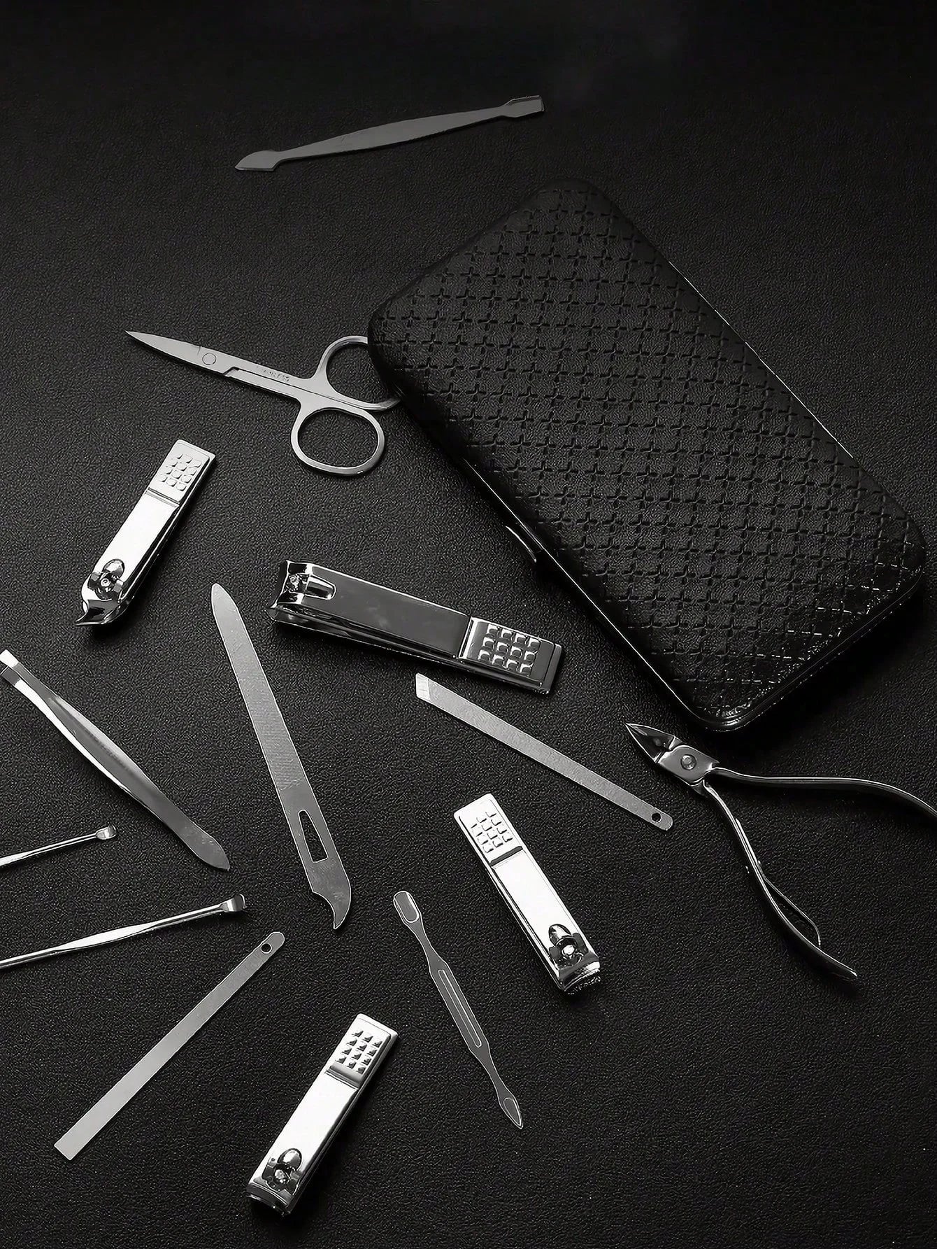 Manicure, Pedicure Kit, Nail Clippers Set of Professional Grooming Kit, Nail Tools with Luxurious Travel Case Black