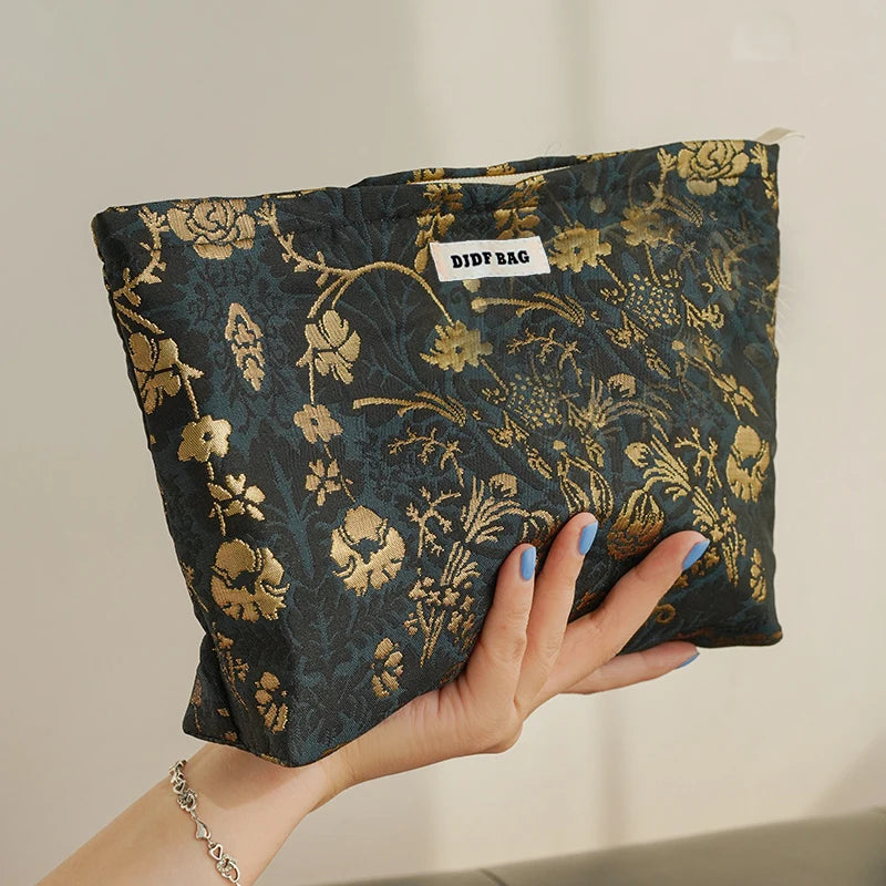 Women's Makeup Bag, Blue Bouquet, Large Capacity Sanitary Napkin, Touch-up, Makeup Supplies, Canvas Storage Bag, Toiletry Bag