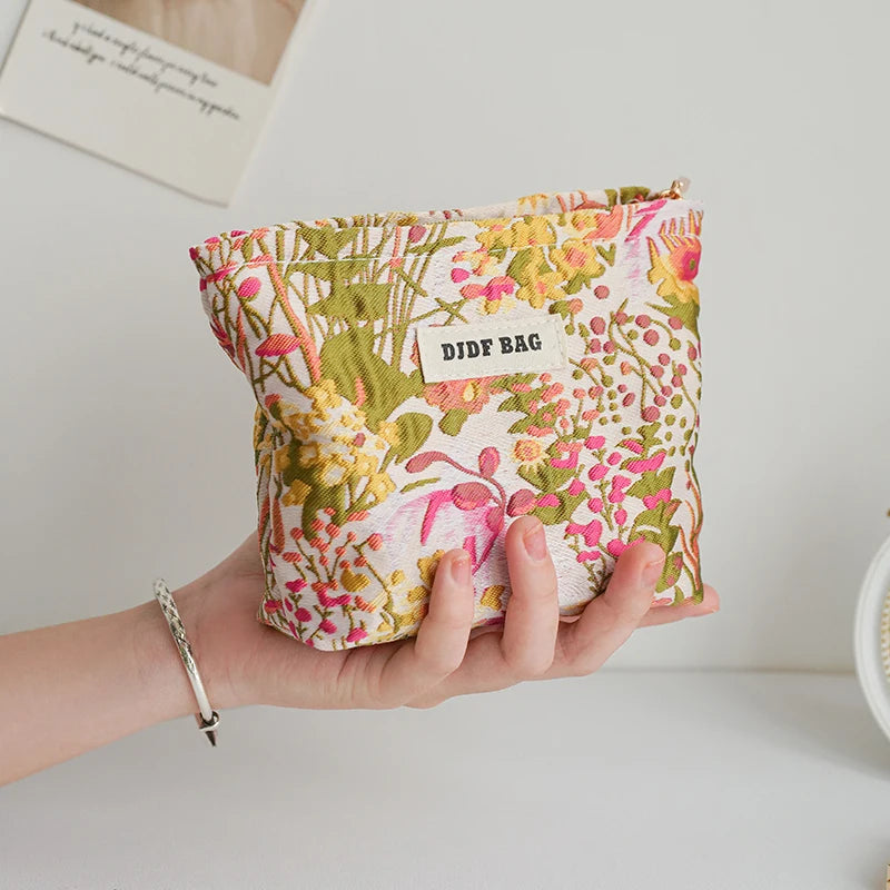 Women's Makeup Bag, Blue Bouquet, Large Capacity Sanitary Napkin, Touch-up, Makeup Supplies, Canvas Storage Bag, Toiletry Bag