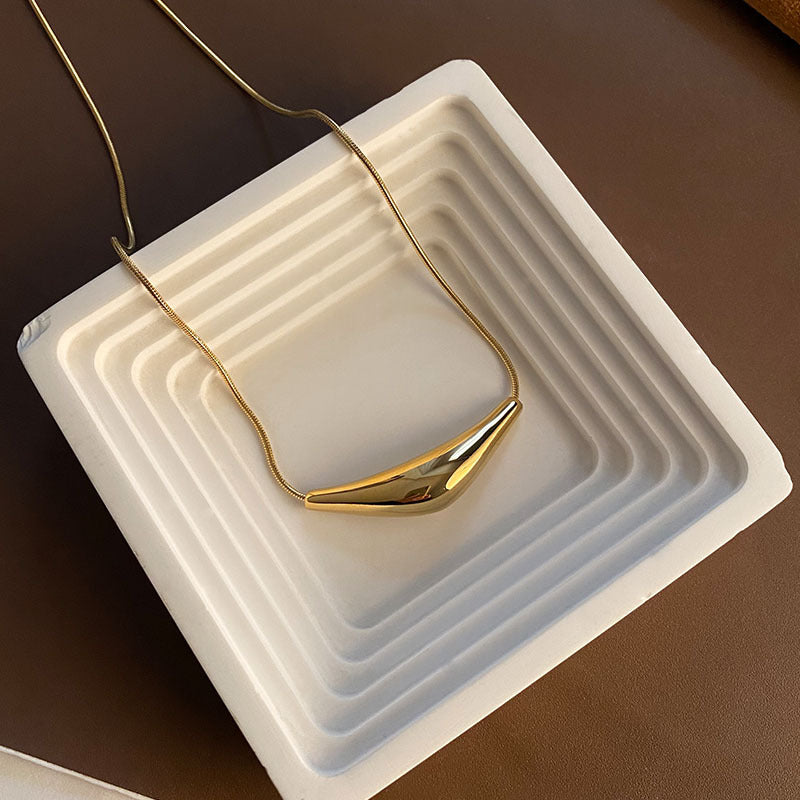New Style Personalized Hip-Hop Niche All-Match Designer Collarbone Titanium Steel Necklace Women's Trendy Cool Spice Girl Jewelry Not Faded