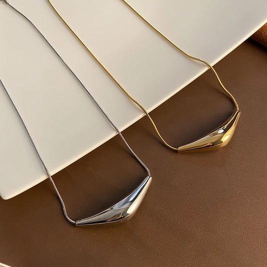 Geometric Asymmetric Titanium Steel Collarbone Necklace