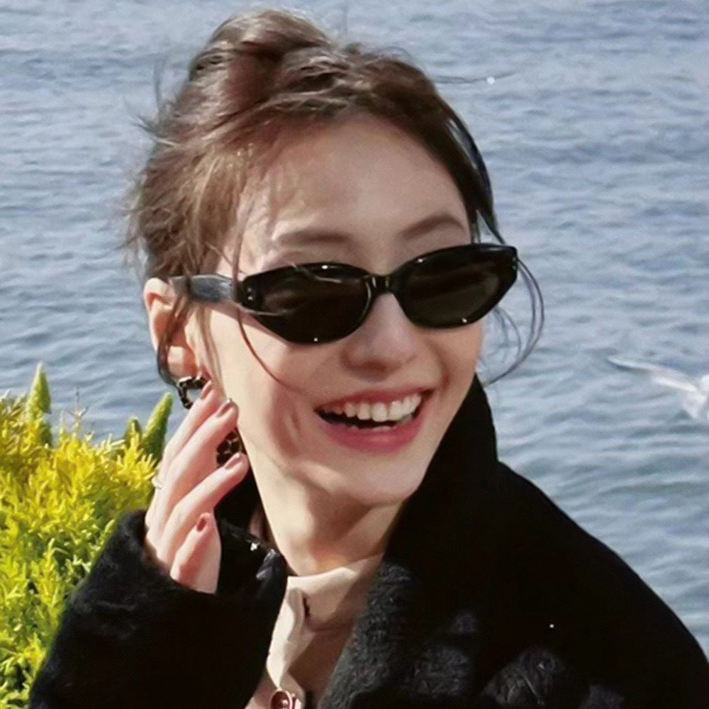 2025 New Style Functional Wind-style Cateye Sunglasses Women's Trendy Square-round Face Slimming High-grade Socialite Internet Celebrity Sunglasses