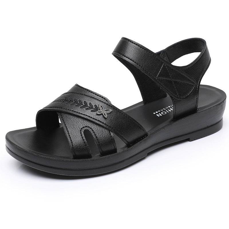 2026 New Style Mom Sandals for Outdoor Wear, Soft-Soled, Comfortable, Flat, Non-Slip, Suitable for Middle-Aged and Elderly Women, Summer Shoes