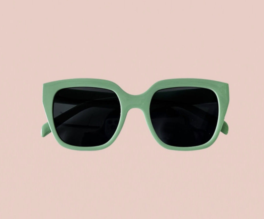Women's Sunglasses Classic Elegant Ultra-light Sunglasses Men's Tiktok Internet Popular Explosions Sunglasses Stall