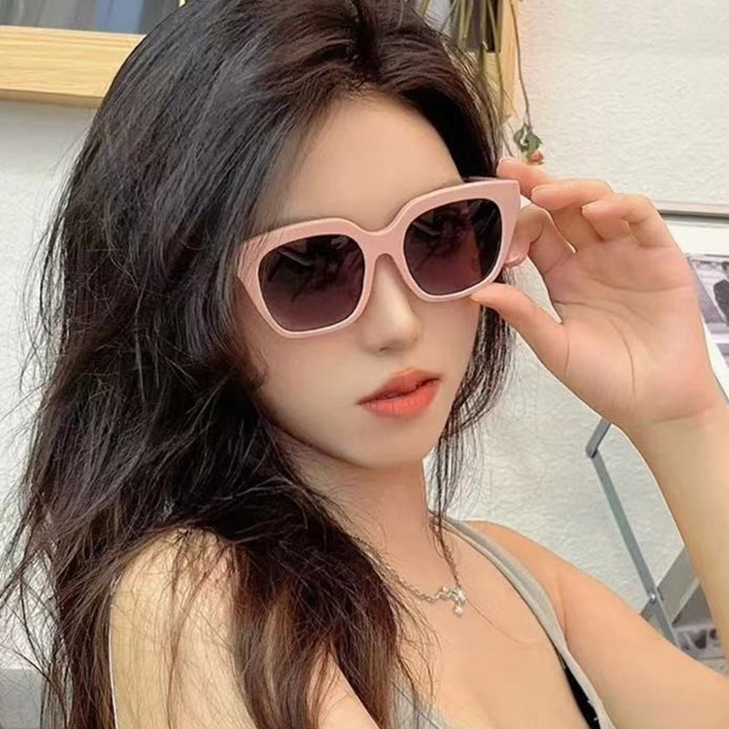 Women's Sunglasses Classic Elegant Ultra-light Sunglasses Men's Tiktok Internet Popular Explosions Sunglasses Stall