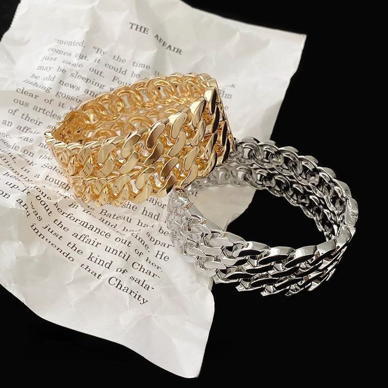 Double-Layer Strap Design Bracelet for Women, Light Luxury, Exquisite Niche Fashion, Minimalist Style Arm Ring, French European and American Personalized Jewelry