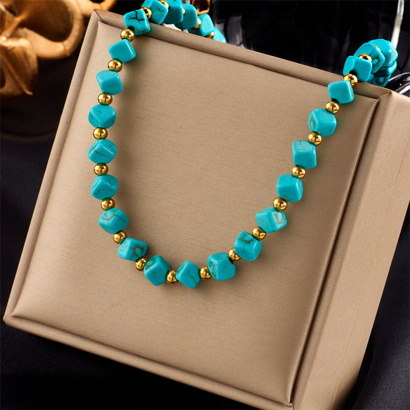 European and American Cross-Border Wholesale French Retro Woven Necklace Titanium Steel Plated with 18K Gold Clavicle Chain Light Luxury High-End Necklace