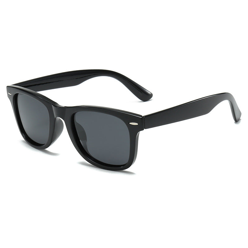 Classic Retro Metal Hinge Polarized Sunglasses