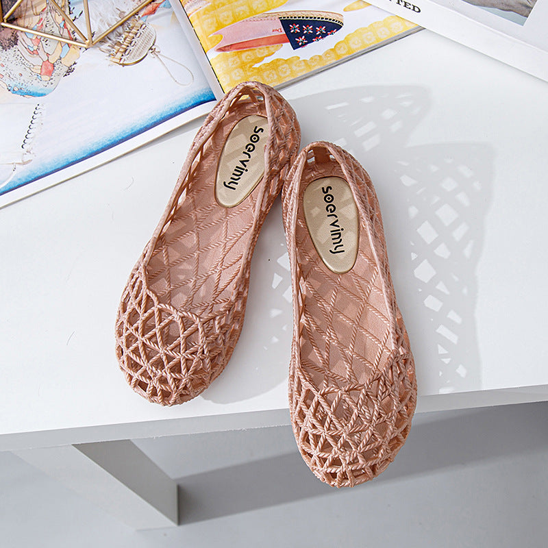 Plastic Sandals Women's 2022 New Summer Outer Wear Nurse Soft-soled Mother Shoes Hollow Non-slip Top Flat Hole Shoes