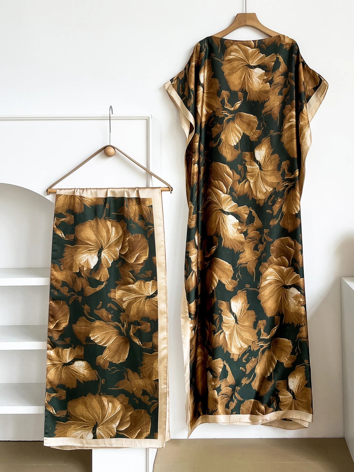New 2026 Dubai Abaya For Women Summer Short Sleeve Cotton Dress Gold Stamping Loose Lady Maxi Islam African Dress With Big Scarf