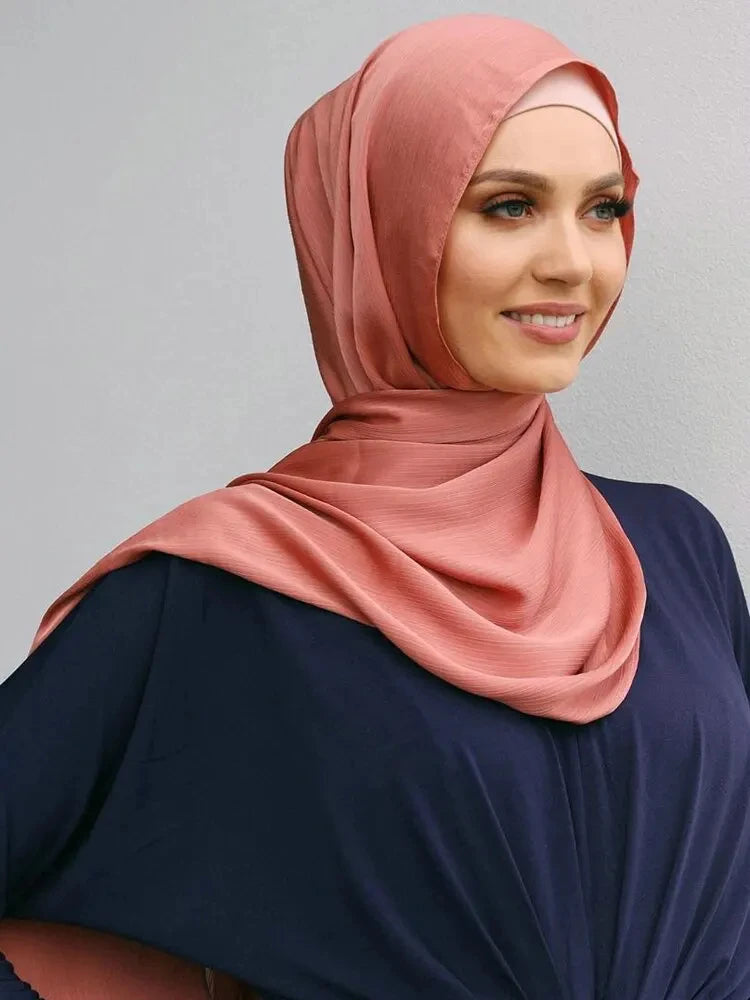 Premium Satin Crinkle Hijabs Scarf Chiffon Silk Shawl Plain Muslim Women Hijabs Shinny Islam Women Turban Pleated Scarf Ramadan