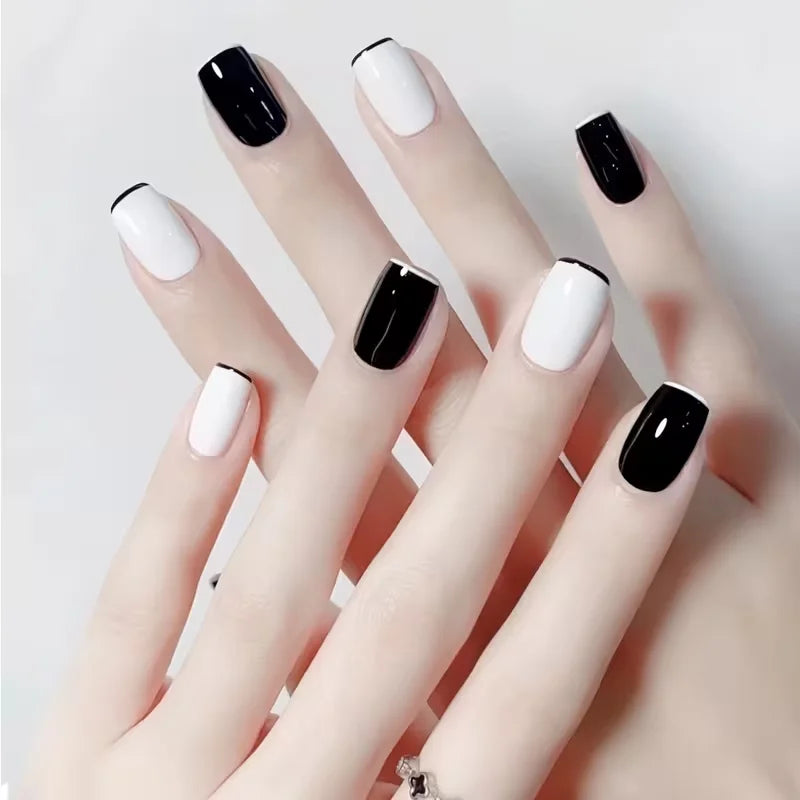 Mtssii 2-Piece Black & White Peel-Off Water-Based Nail Polish Se