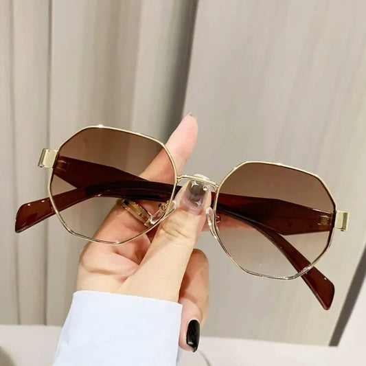 Vintage Sunglasses Women Fashion Polygonal Metal Frame Sunglasses Men Luxury Brand Designer UV400 Eye Protection Sun Glasses