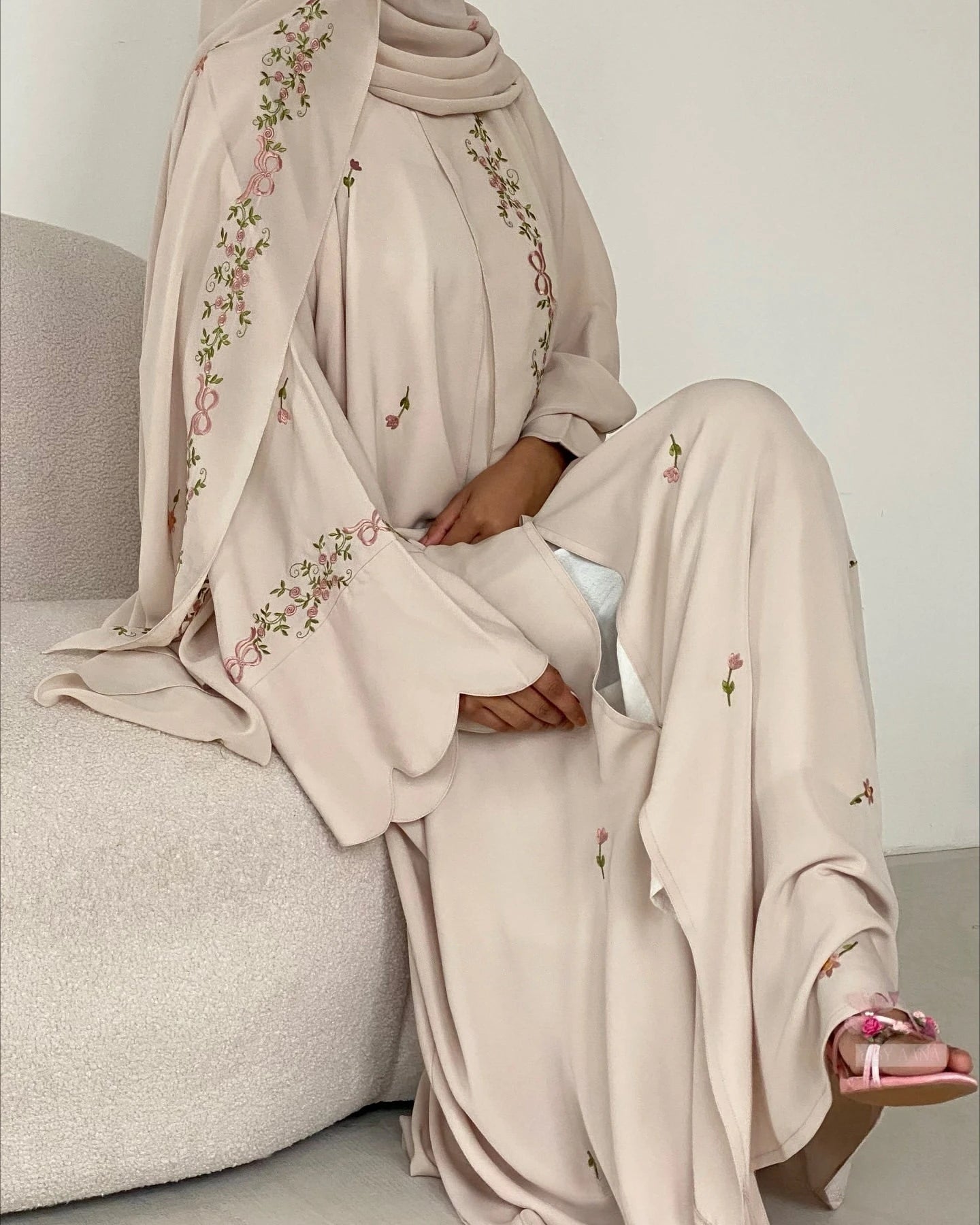Embroidery Open Abaya and Hijab 2 Piece Set Muslim Dress Abayas for Women Dubai Luxury Islamic Clothing Kaftan Robe Ramadan Eid